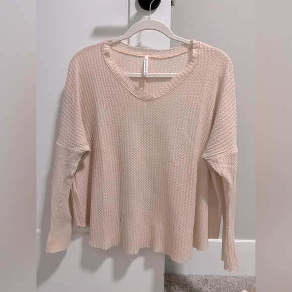 Fall sweaters 🍂 - Picture 3 of 4